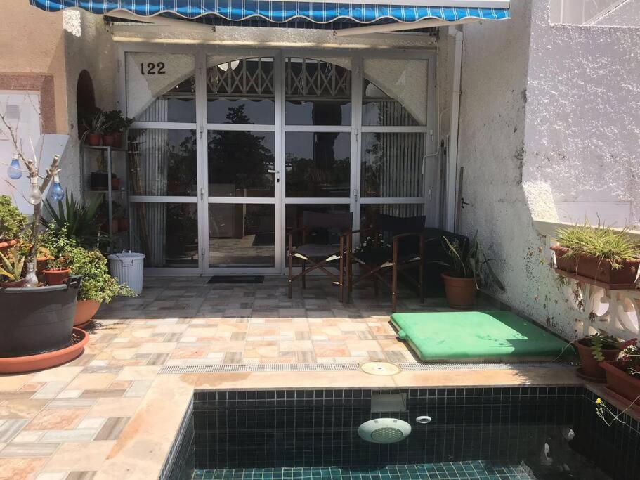 Spacious 2 Bedroom W/ Own Pool 5 Minutes Walk To Beach カンポアモル エクステリア 写真