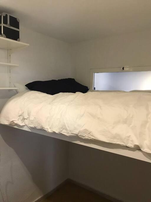Spacious 2 Bedroom W/ Own Pool 5 Minutes Walk To Beach カンポアモル エクステリア 写真